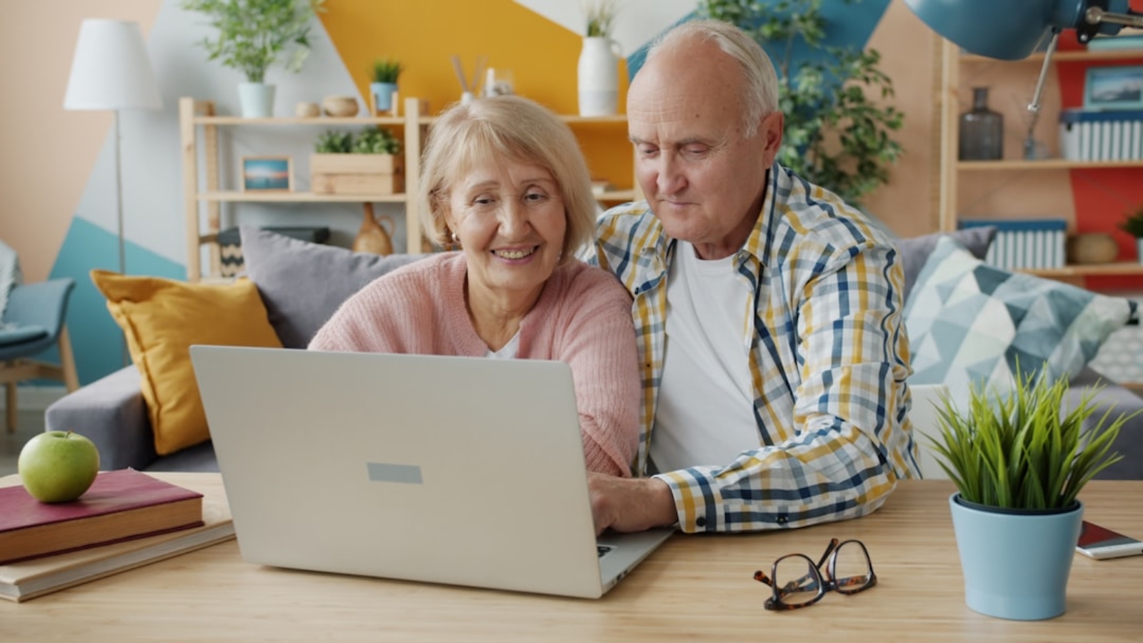 senior-couple-finances